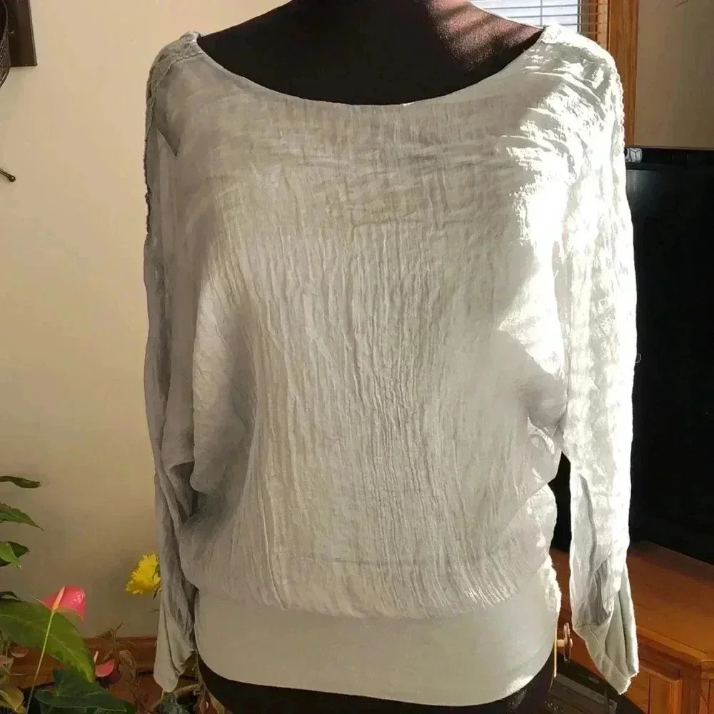 Lt gray silk top